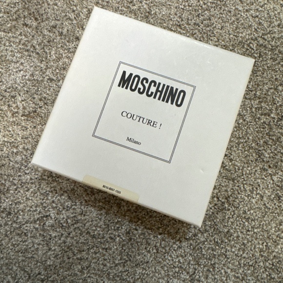 Moschino belt main image 4
